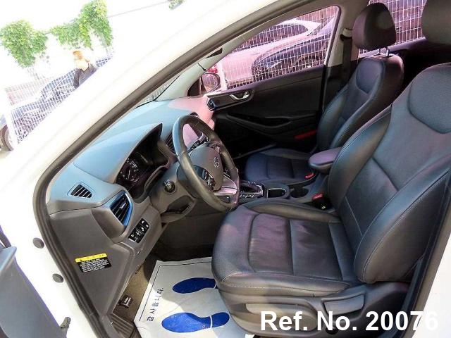  Hyundai / Ioniq Stock No. 20076